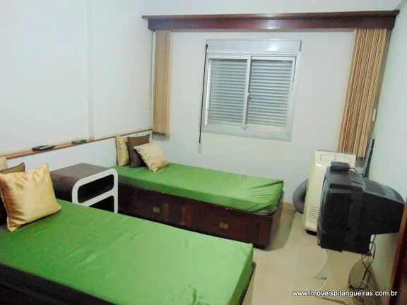 Imagem Pitangueiras - Duas quadras da praia - 130 m² úteis - 02 vagas.