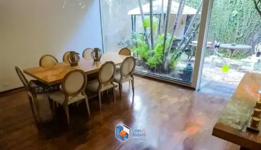 Imagem Casa para venda em Vila Mariana com 4 quartos, sendo 4 suítes, 336m²