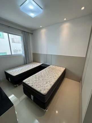 Imagem Apartamento com 2 Quartos à Venda, 126 m² em Meia Praia - Itapema