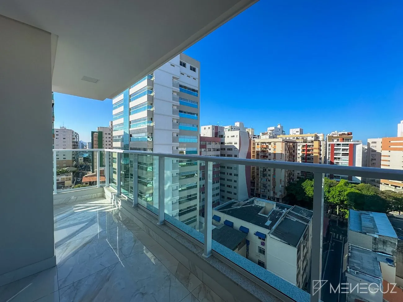 Imagem Apartamento de Luxo Novo no Centro de Guarapari - 3 Quartos com Suíte e Lazer Completo!