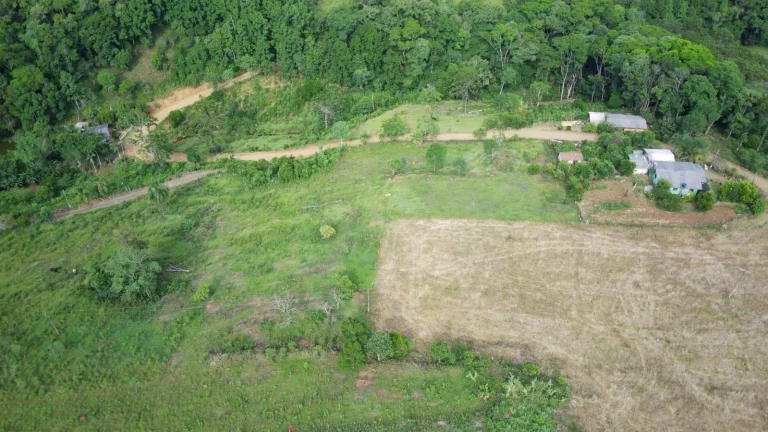 Imagem Casa para Venda em Peritiba, Rural, 3 dormitórios, 2 banheiros
