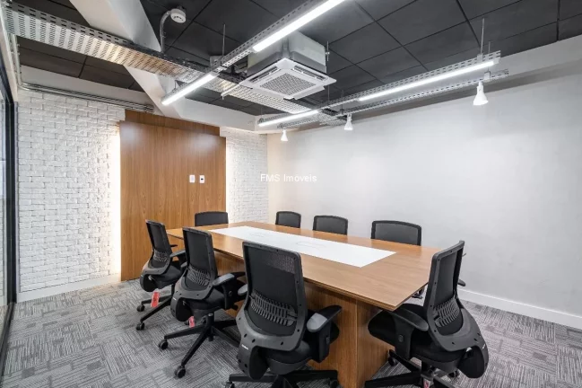 Imagem Conjunto comercial com 180m² e 20 posições de trabalho na Vila Olímpia.