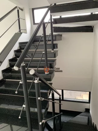 Imagem Sobrado com 3 dormitórios à venda, 167 m² por R$ 860.000,00 - Jardim dos Pinheiros - Atibaia/SP