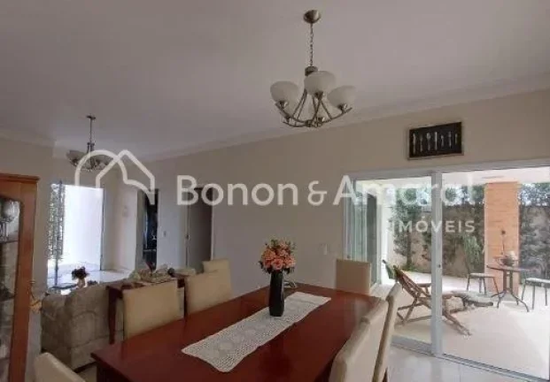 Imagem Casa para venda Condomínio Parque das Quaresmeiras - Campinas SP
Casa à venda no Condomínio Parqu...