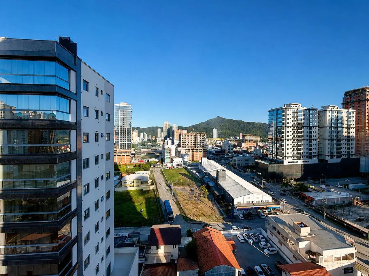 Imagem Apartamento à venda com 90m2 por R$ 1.300.000,00