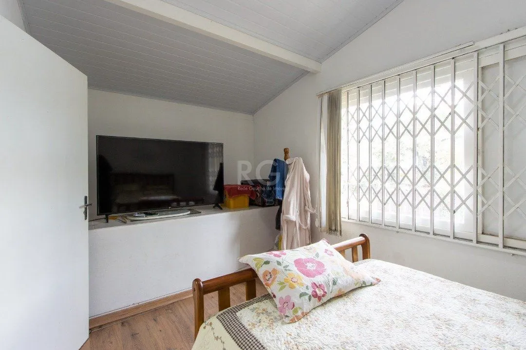 Imagem Casa para Venda - 180m², 3 dormitórios, sendo 1 suites, 2 vagas - Ipanema