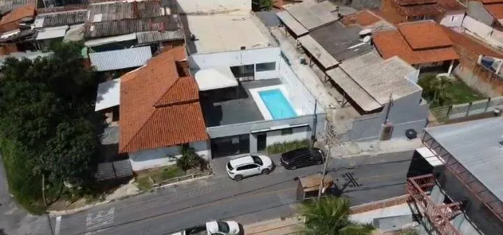Imagem Casa Comercial de festa Bairro Alvorada