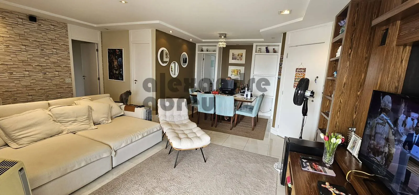 Imagem Apartamento a venda na região do portal do Morumbi, 3 suítes, 2 vagas.