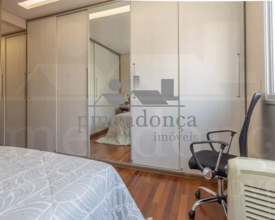 Imagem Apartamentp Vila Romana com 177m², 3 suítes e 3 vagas.