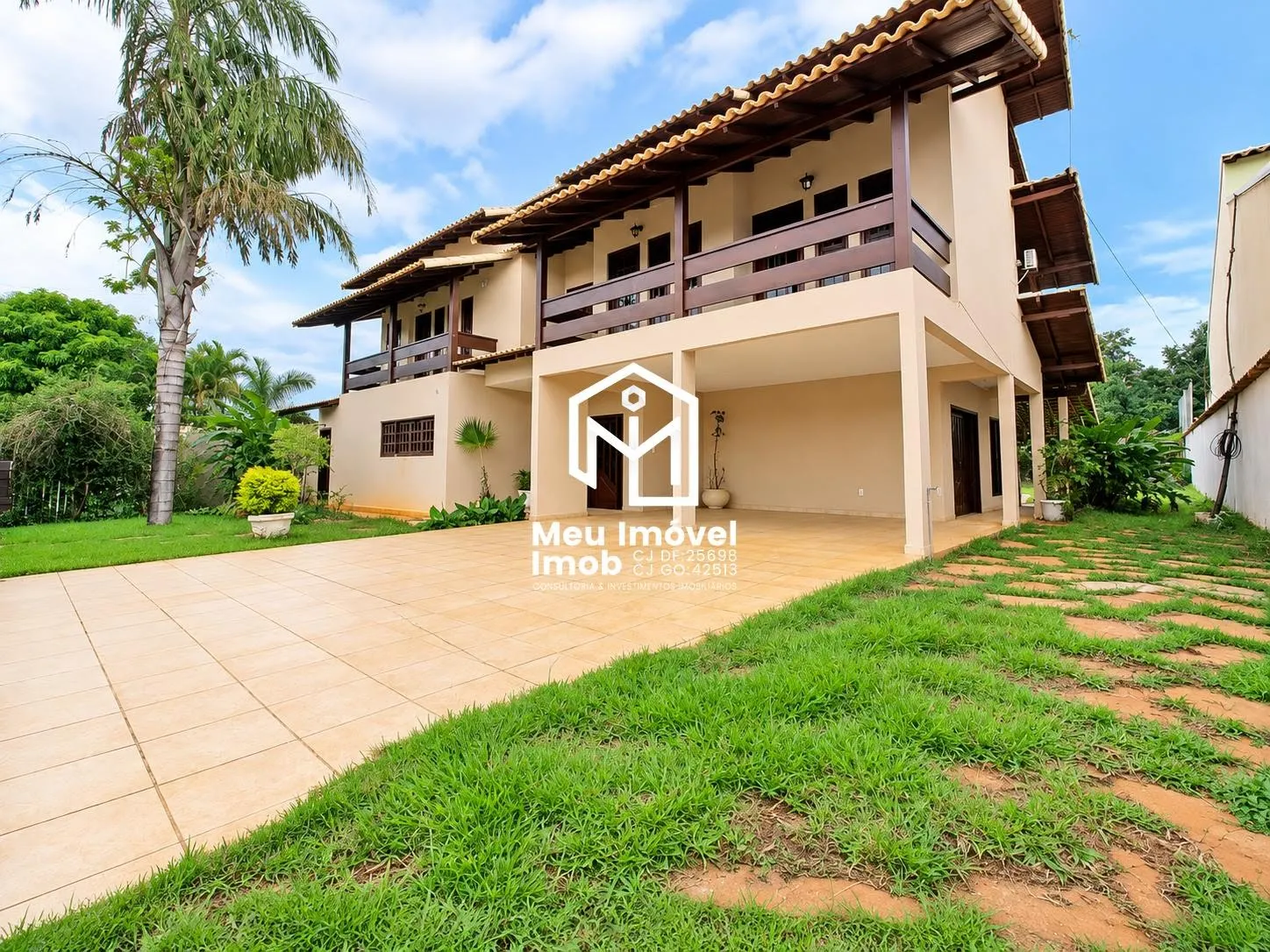 Imagem Casa 5 Quartos 5 Suítes 4 Vagas 500m² Lago Norte/DF
