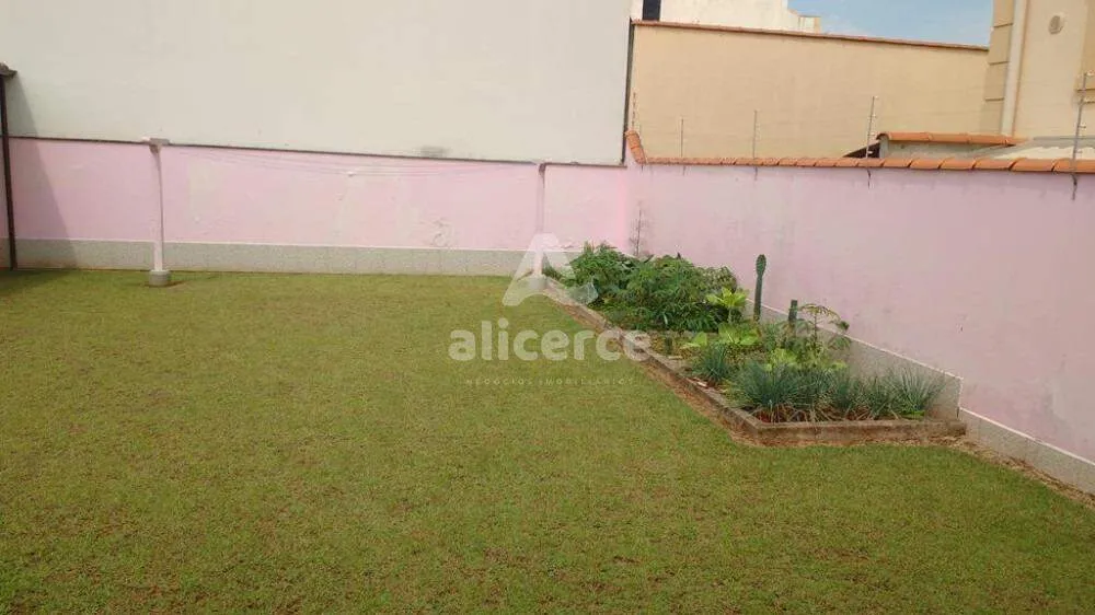 Imagem Casa à venda com 3 quartos, 1 suíte, com 144,98m² em Santo Amaro da Imperatriz - Palhoça/SC