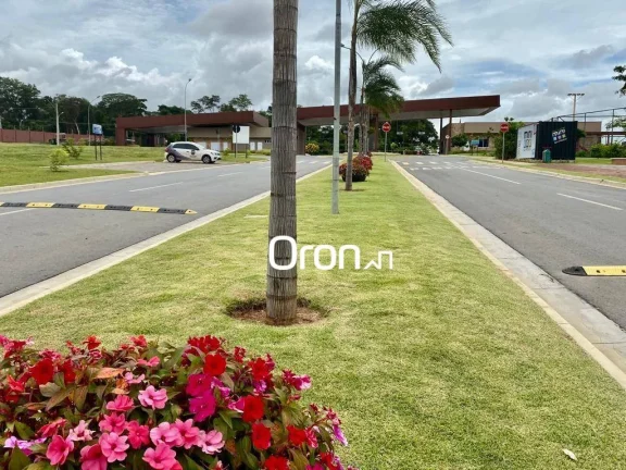 Imagem Sobrado com 3 dormitórios à venda, 213 m² por R$ 1.749.000,00 - Jardins Bolonha - Senador Canedo/GO