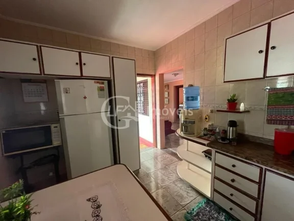 Imagem Imóvel de alto padrão à venda em Campo Grande-MS, no Parque dos Novos Estados: 3 quartos, 3 salas, 4 banheiros, 5 vagas e 240m²!