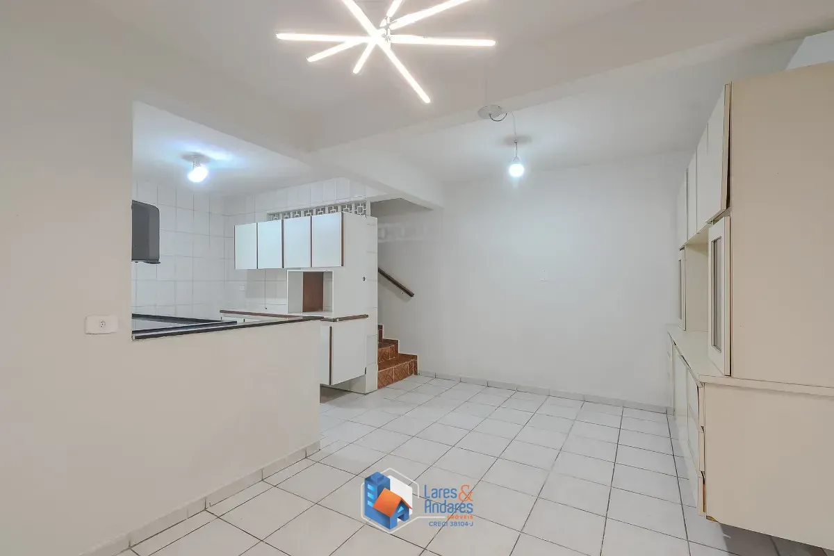 Imagem Casa para venda em Jardim Aeroporto com 4 quartos, sendo 2 suítes, 124m²
