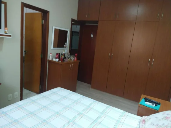 Imagem Casa com 5 Quartos à venda !!!!!