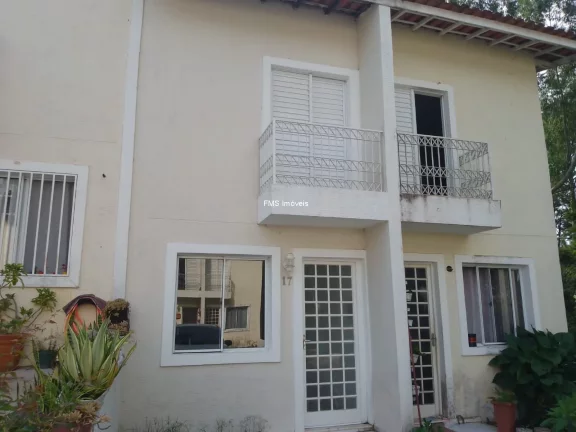 Imagem Casa em Condomínio à Venda em Cotia-SP, Bairro Maranhão: 2 Quartos, 3 Salas, 2 Banheiros, 1 Vaga de Garagem - 68,00 m²