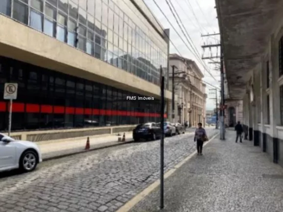 Imagem Loja comercial com 4012m² no Centro de Santos/SP.