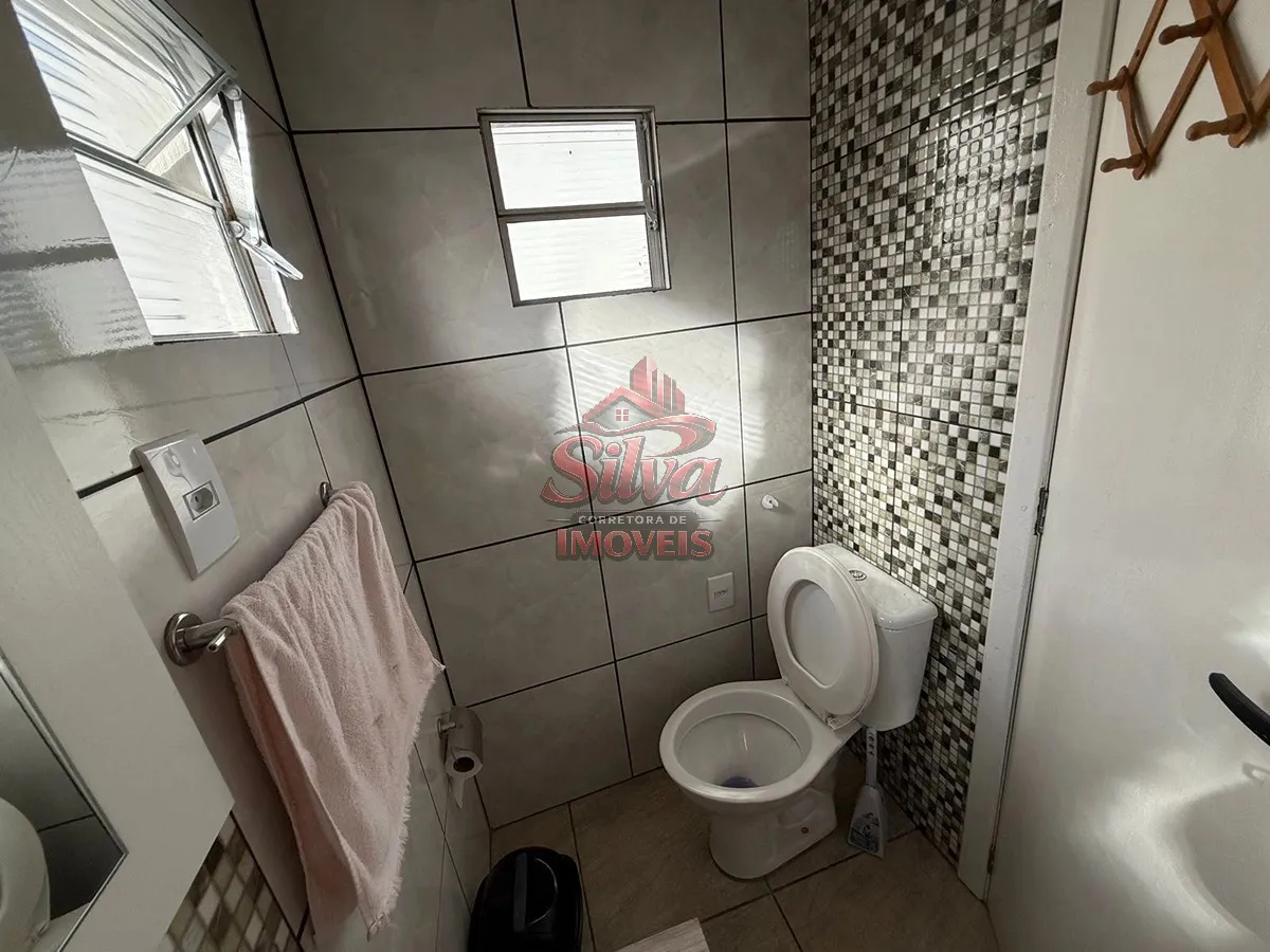 Imagem Casa 3 dormitórios com piscina a 250m do mar