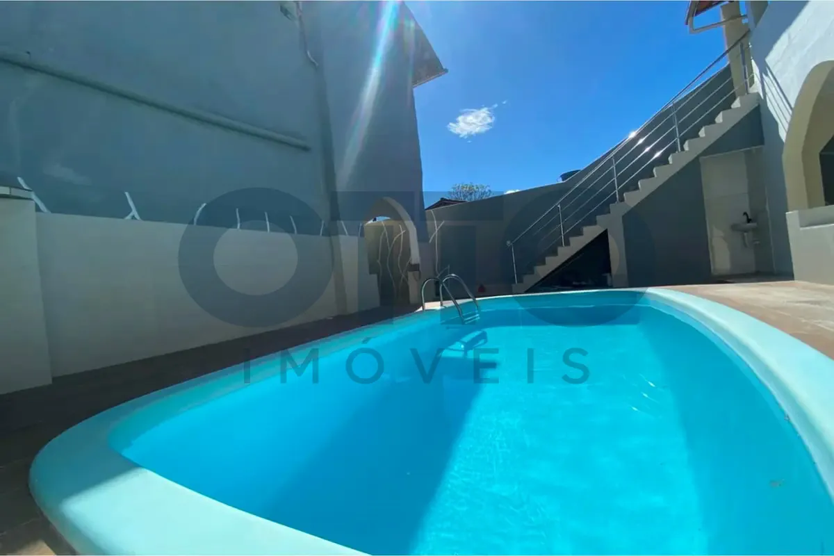 Imagem Casa com 5 quartos e 2 suítes para locação em Arraial d'Ajuda, Porto Seguro