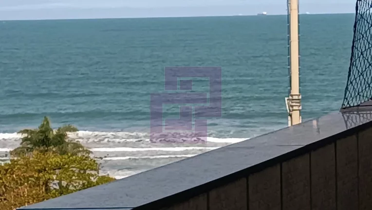 Imagem Pitangueiras 70 metros do mar !!!!