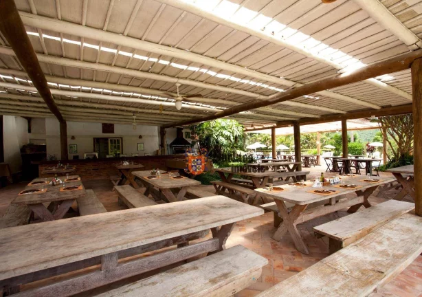Imagem Hotel com 31 dormitórios à venda, 4061 m² por R$ 9.900.000,00 - Santa Branca - Santa Branca/SP