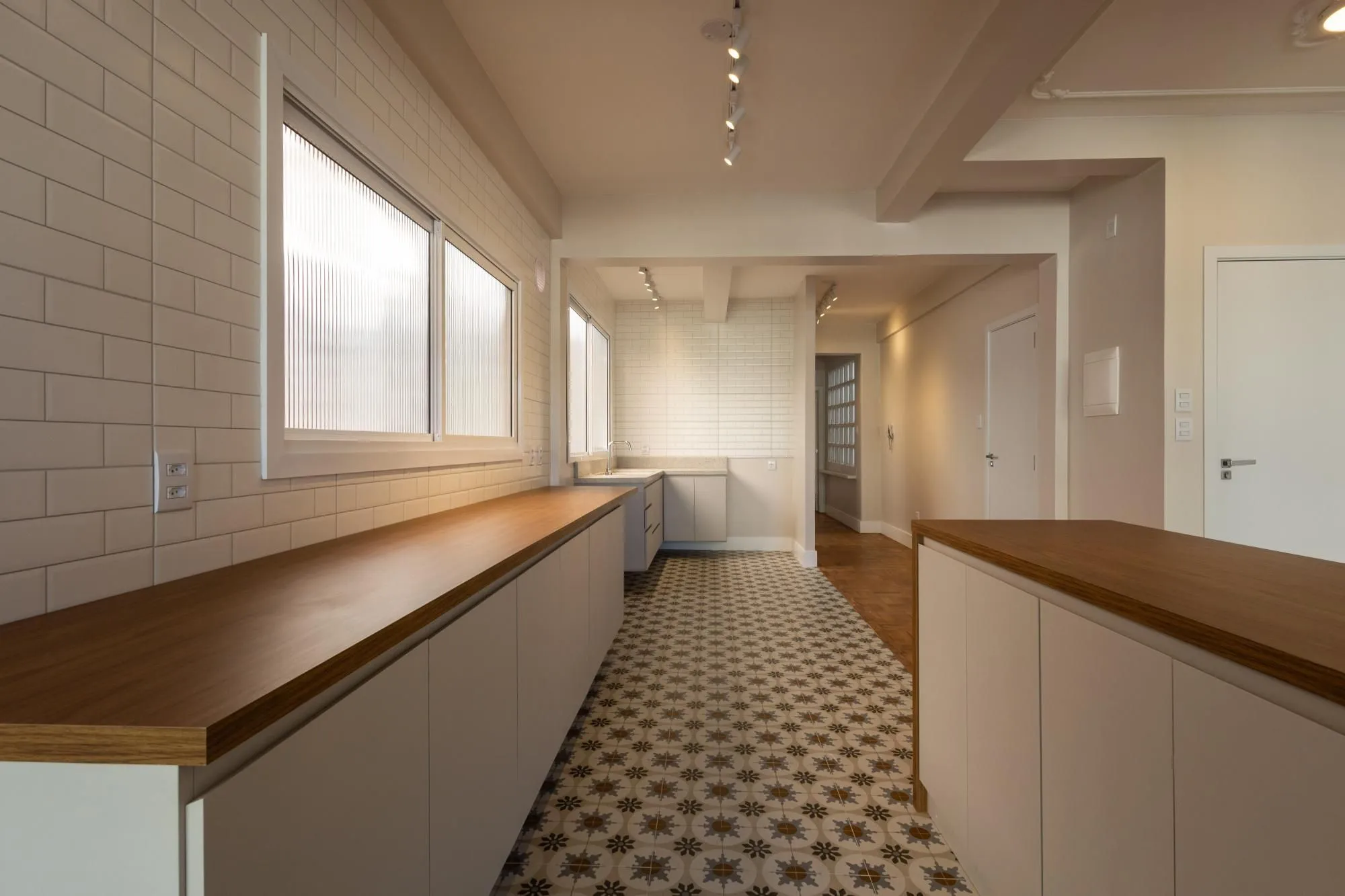 Imagem Apartamento totalmente reformado de 140m2 com vaga no Bom Fim