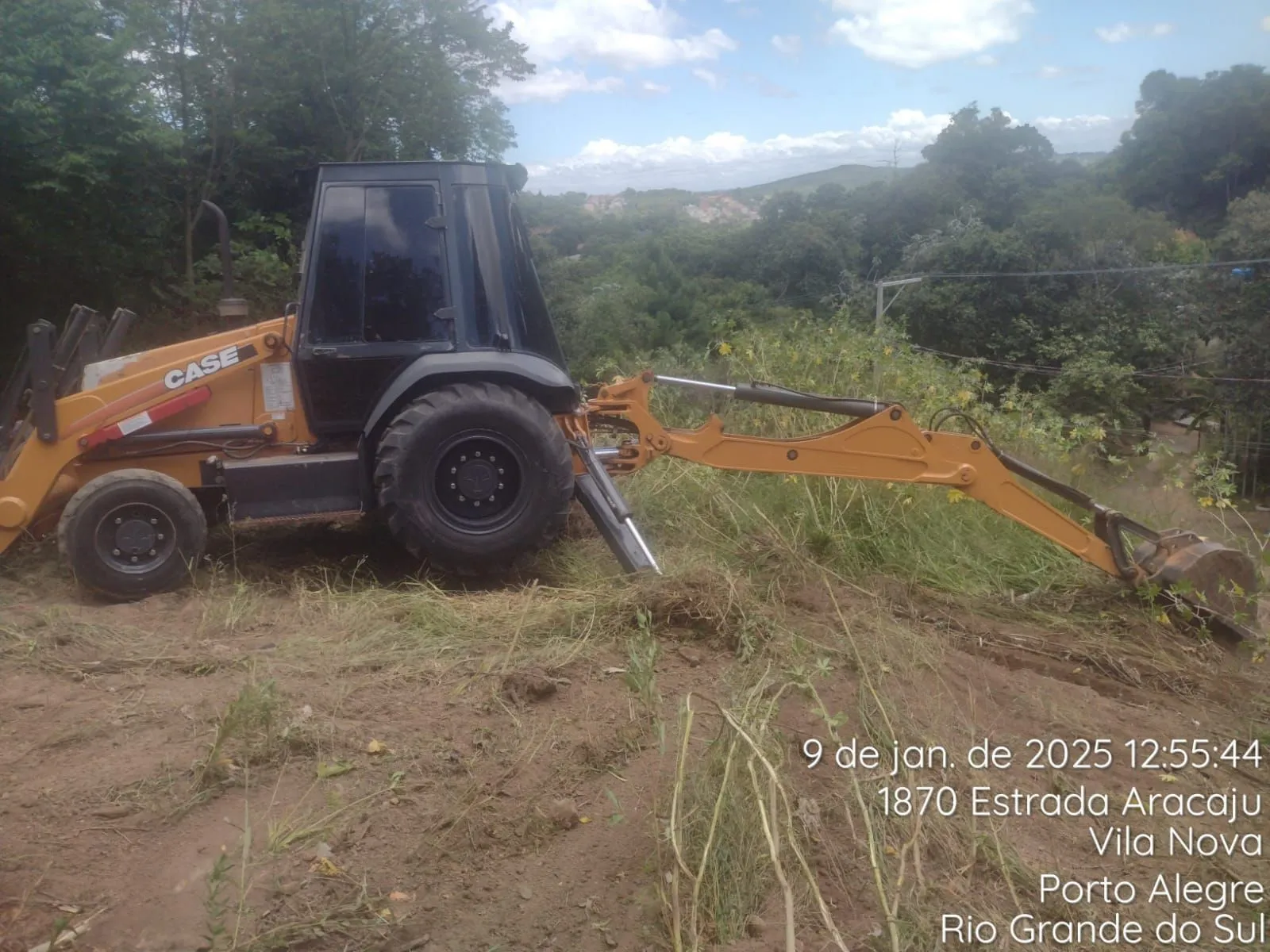 Imagem Terreno com 5.945,56 totais .