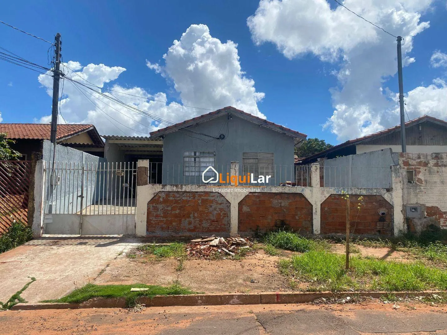 Foto do imóvel Oportunidade! Casa Ampla com Suíte + Estrutura nos Fundos no Parque dos Novos Estados