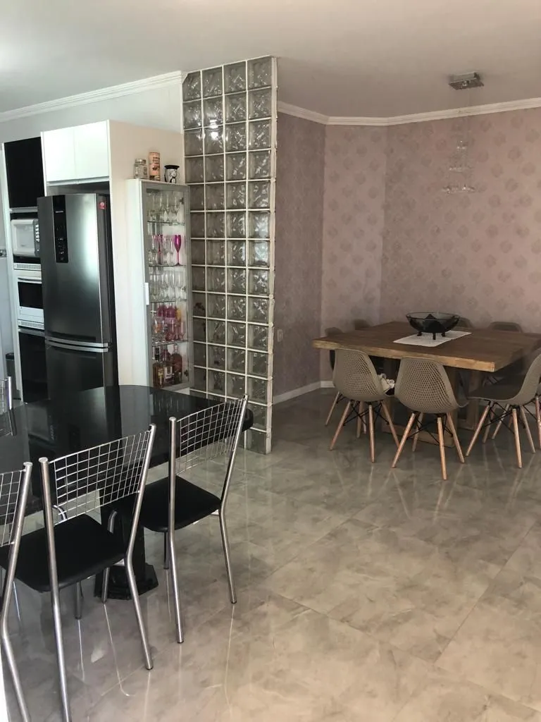 Imagem Casa à venda l 3 dormitórios l 200m² l Terra Fraca - Palhoça/SC