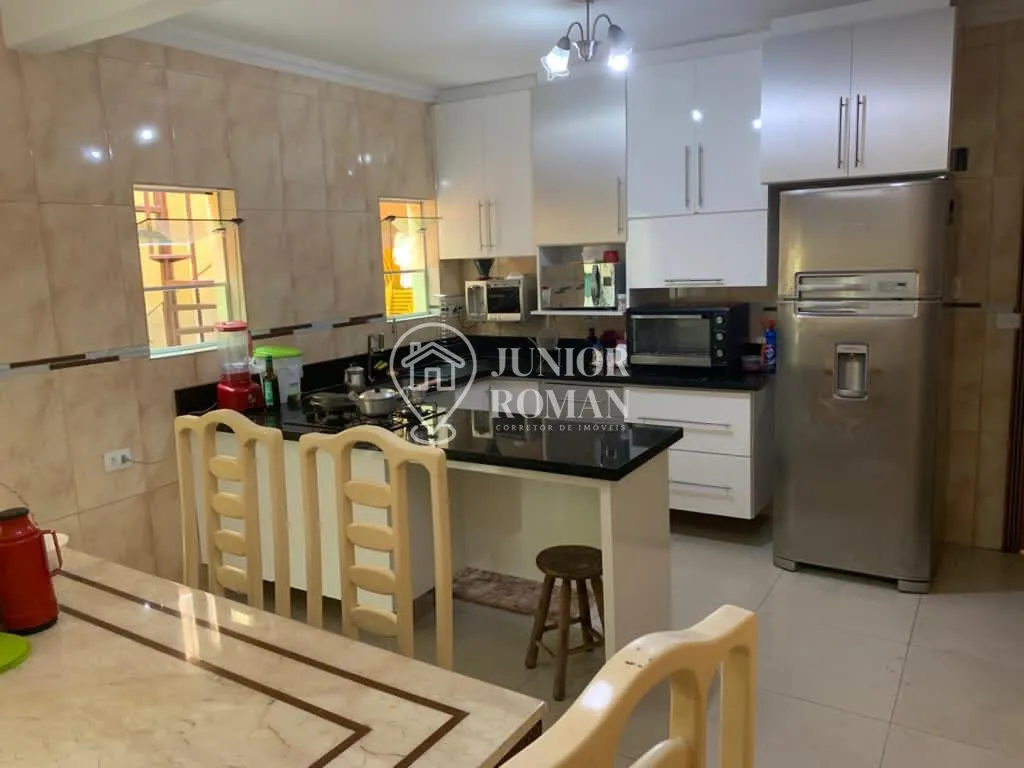 Imagem SOBRADO COM 4 DORMITÓRIOS À VENDA NA VILA EUCLIDES - SÃO BERNARDO DO CAMPO - 235M²