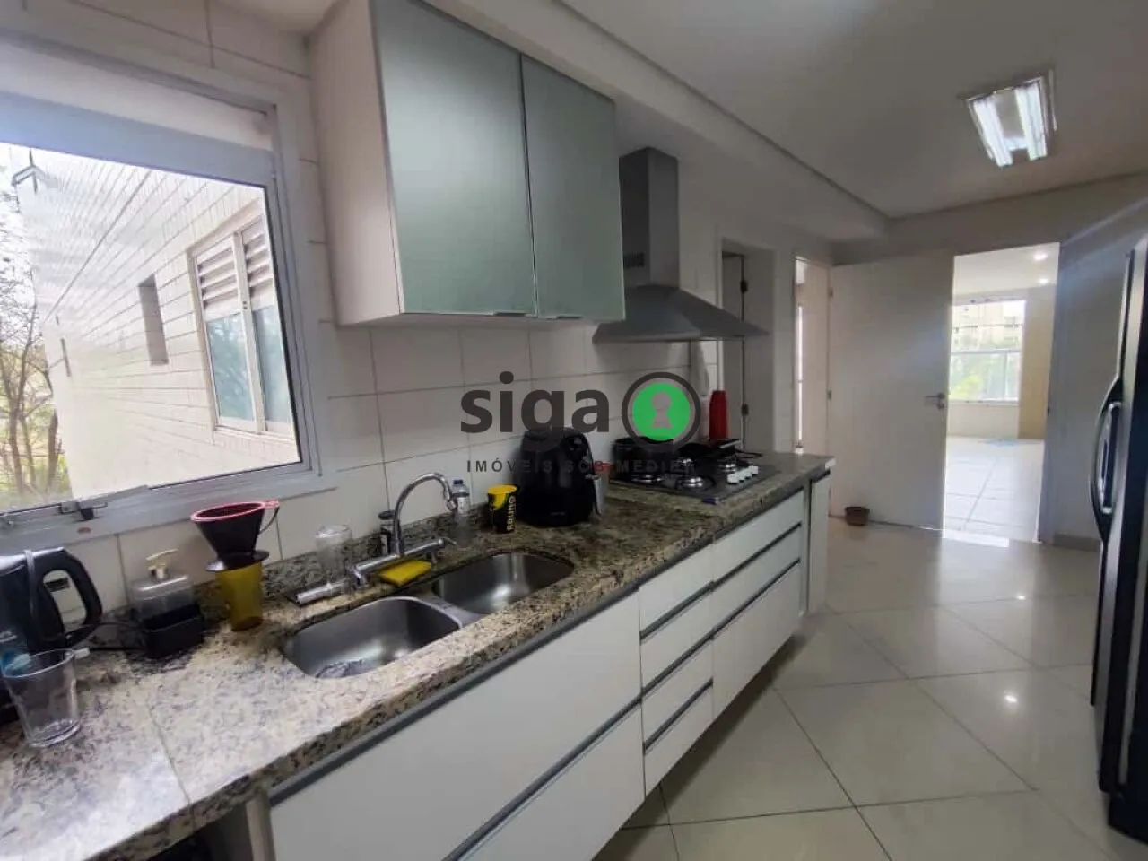 Imagem Apartamento de 185 metros 4 dormitórios 2 suítes 2 vagas