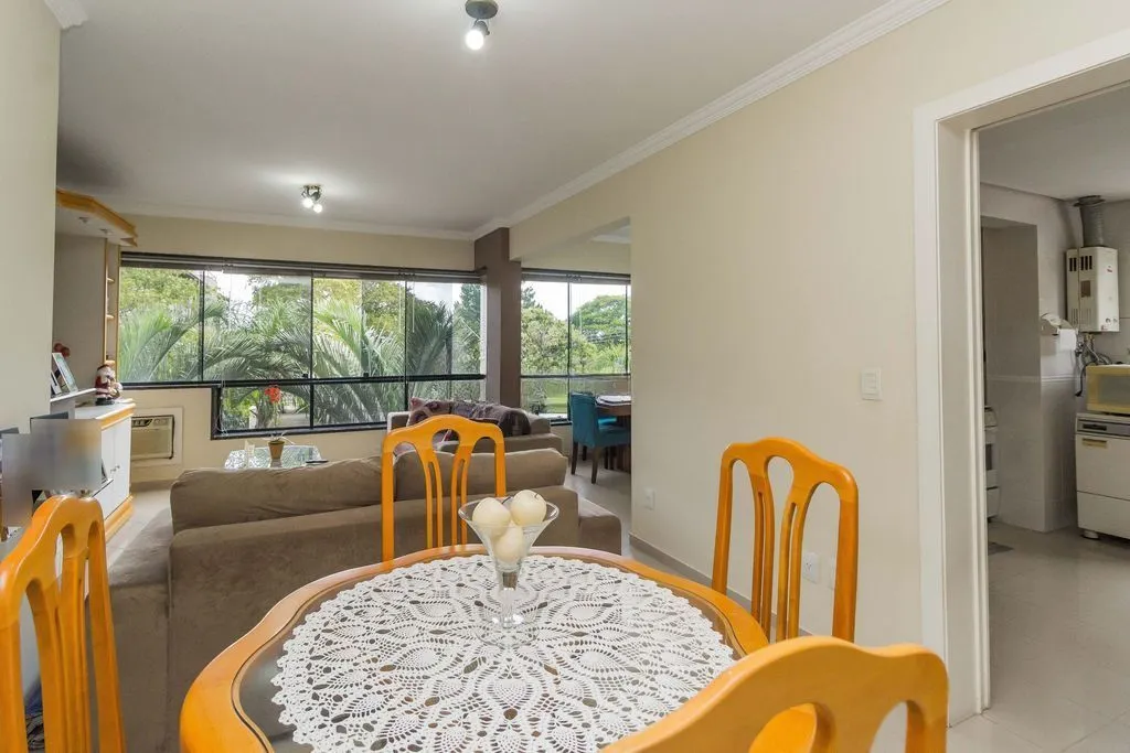 Imagem Apartamento de 3 dormitórios no bairro Jardim Itu Sabará - Porto Alegre