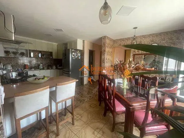 Imagem Sobrado com 4 dormitórios à venda, 200 m² por R$ 795.000,00 - Bonsucesso - Guarulhos/SP