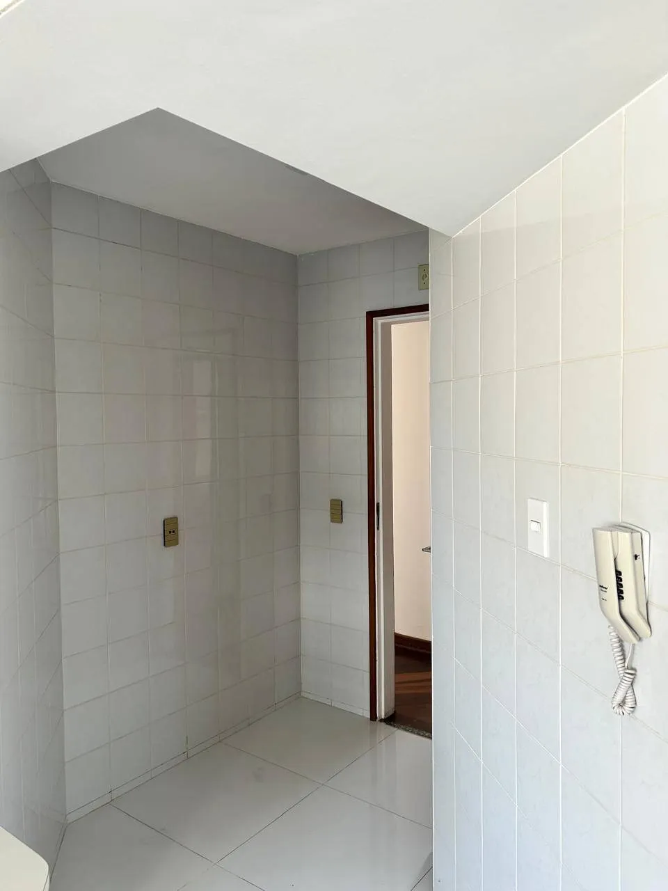 Imagem Apartamento Próximo ao Centro Comercial Alphaville - 3 Dormitórios, 1 Suíte, 90,2m²