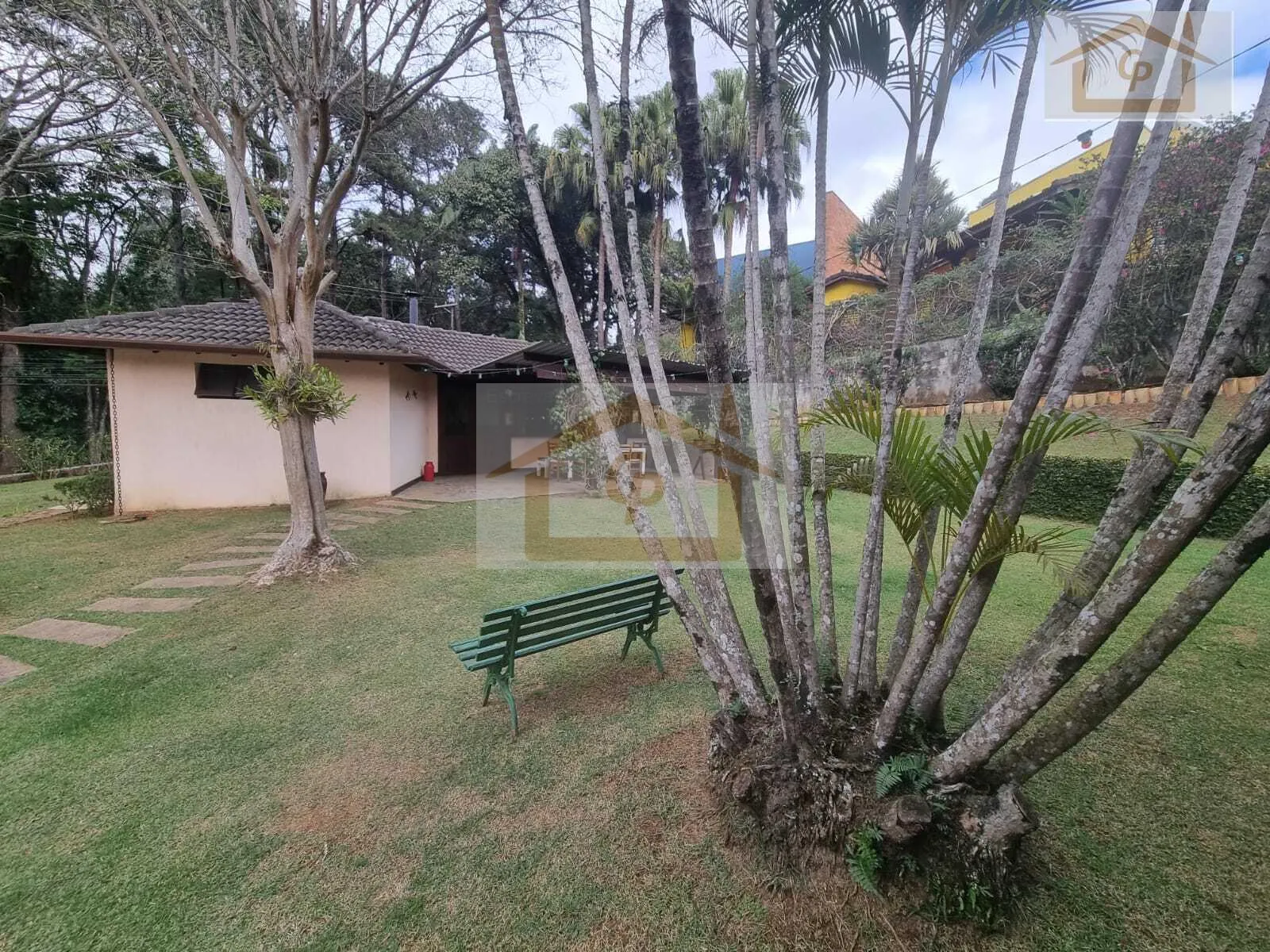 Imagem Lindo Lago, tranquilidade, 3 suítes, 4 vagas