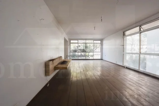 Imagem Apartamento para reforma Rua Pernambuco, 260m²
