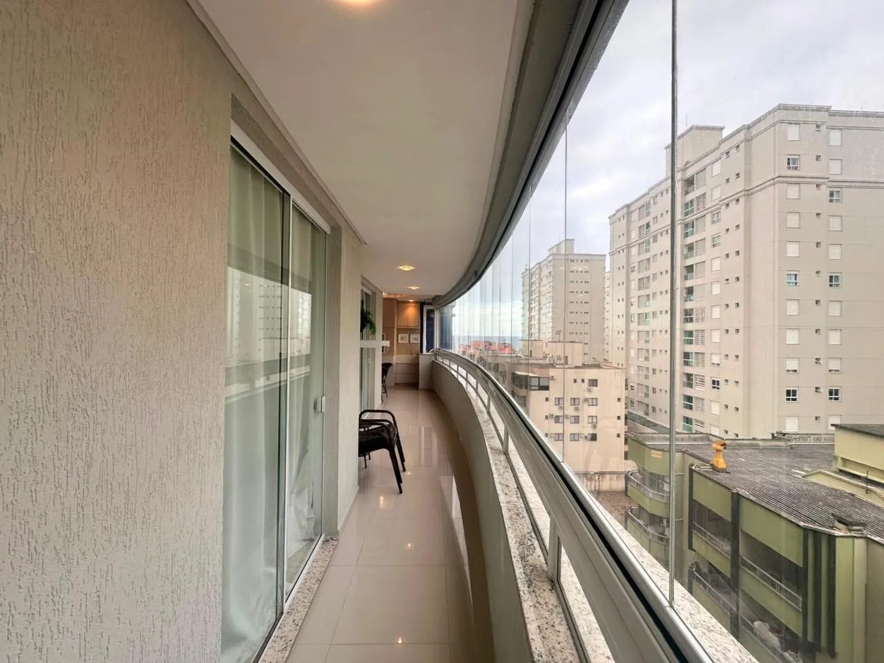 Imagem Apartamento com vista para o mar à venda com 116m2 por R$ 1.980.000,00