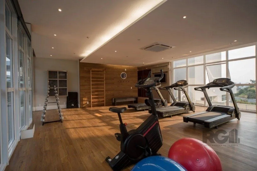 Imagem Conjunto/Sala para Venda - 35m², 0 dormitórios, 1 vaga - Petrópolis