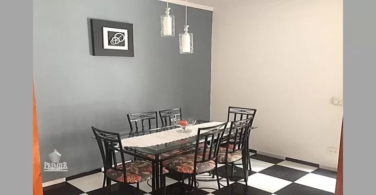 Imagem ÓTIMA CASA NO JARDIM PACAEMBU, COM 3 DORMITÓRIOS SENDO 1 SUÍTE COM BANHEIRA