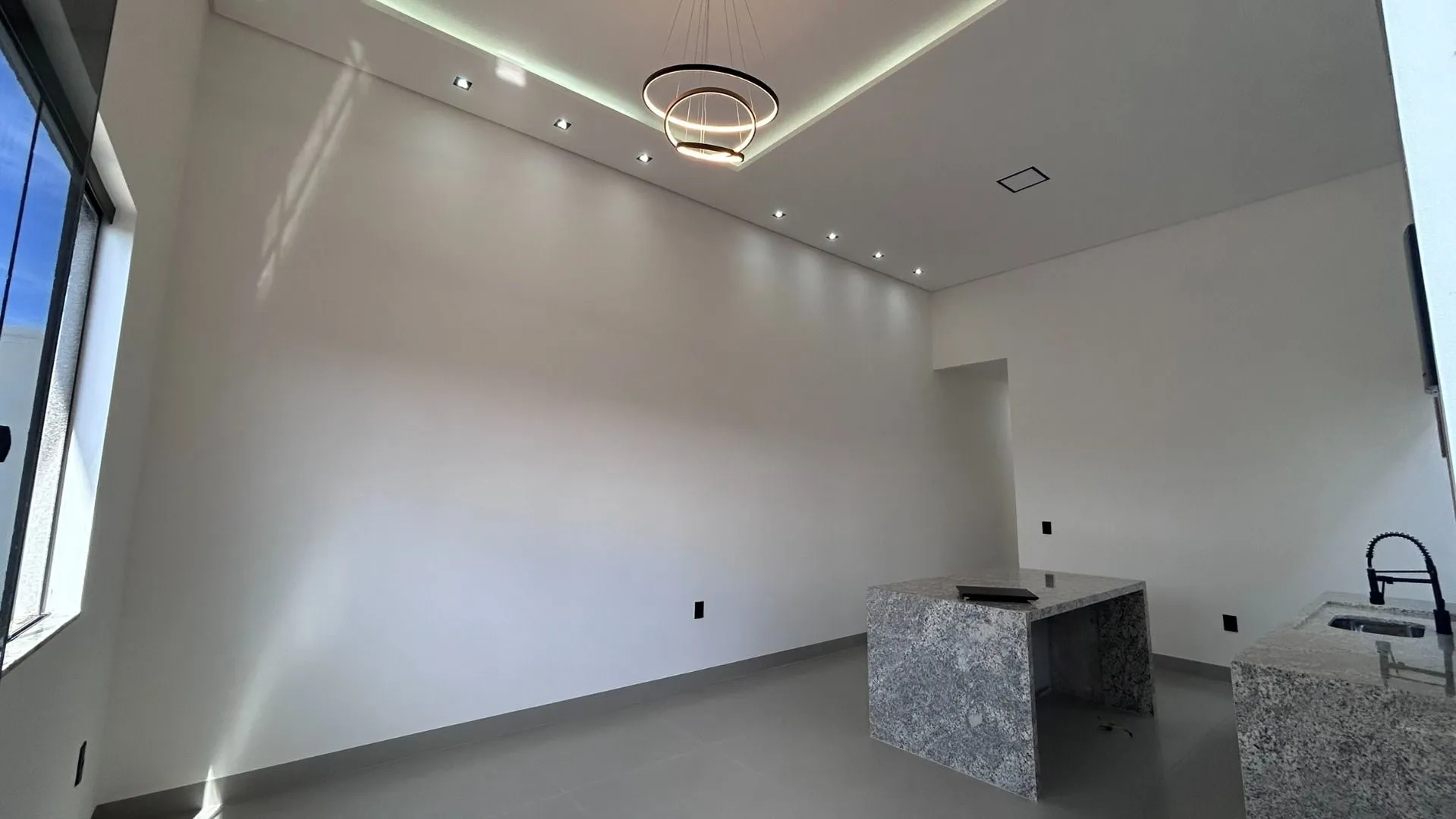 Imagem Casa à venda, 76 m² por R$ 380.000,00 - Residencial Barreiro - Patos de Minas/MG