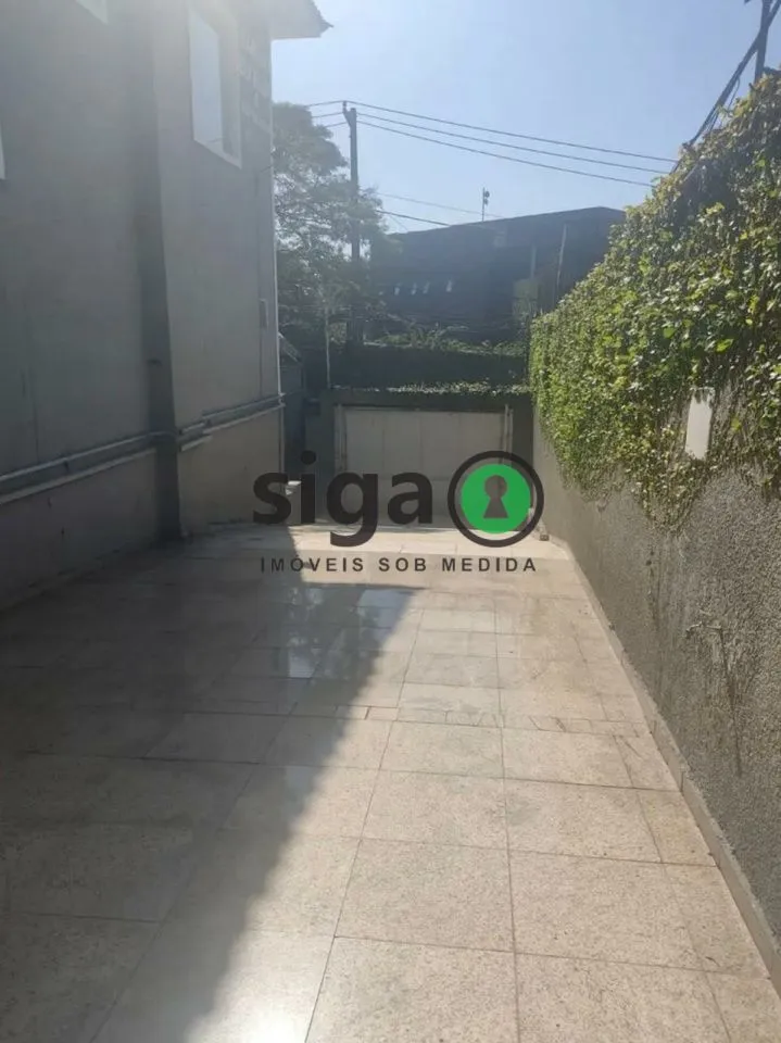 Imagem Casa Assobradada Comercial para LOCAÇÂO no Jardim Guedala com 190m² e 5 salas e 2 banheiros