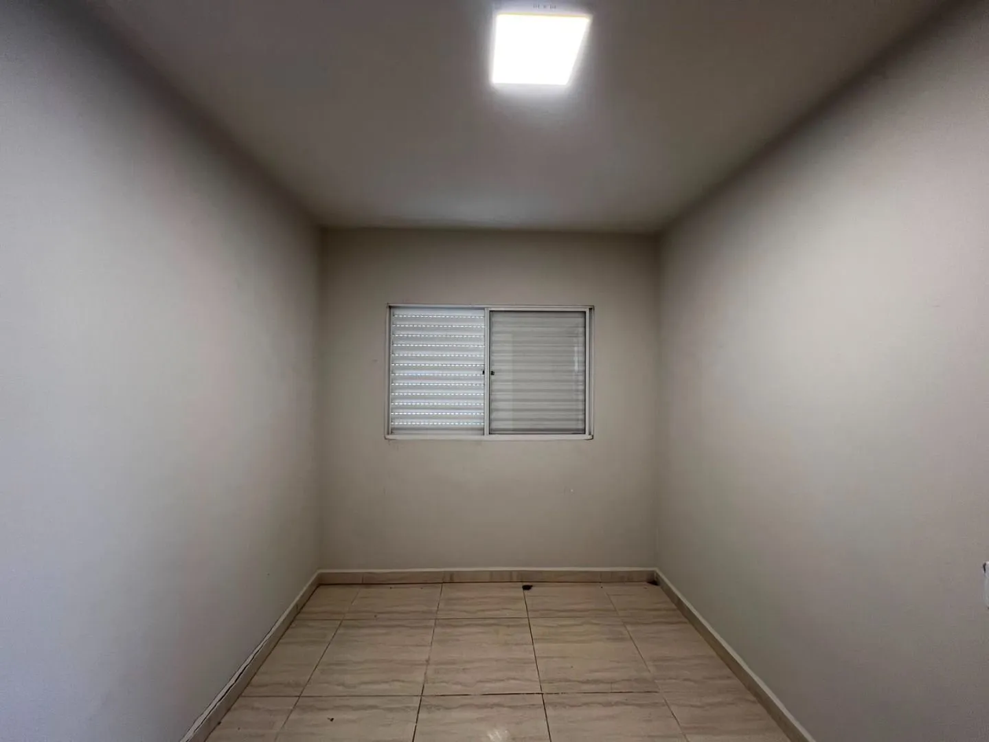Imagem Casa com 2 dormitórios à venda, 74 m² por R$ 190.000,00 - Jardim Quebec - Patos de Minas/MG