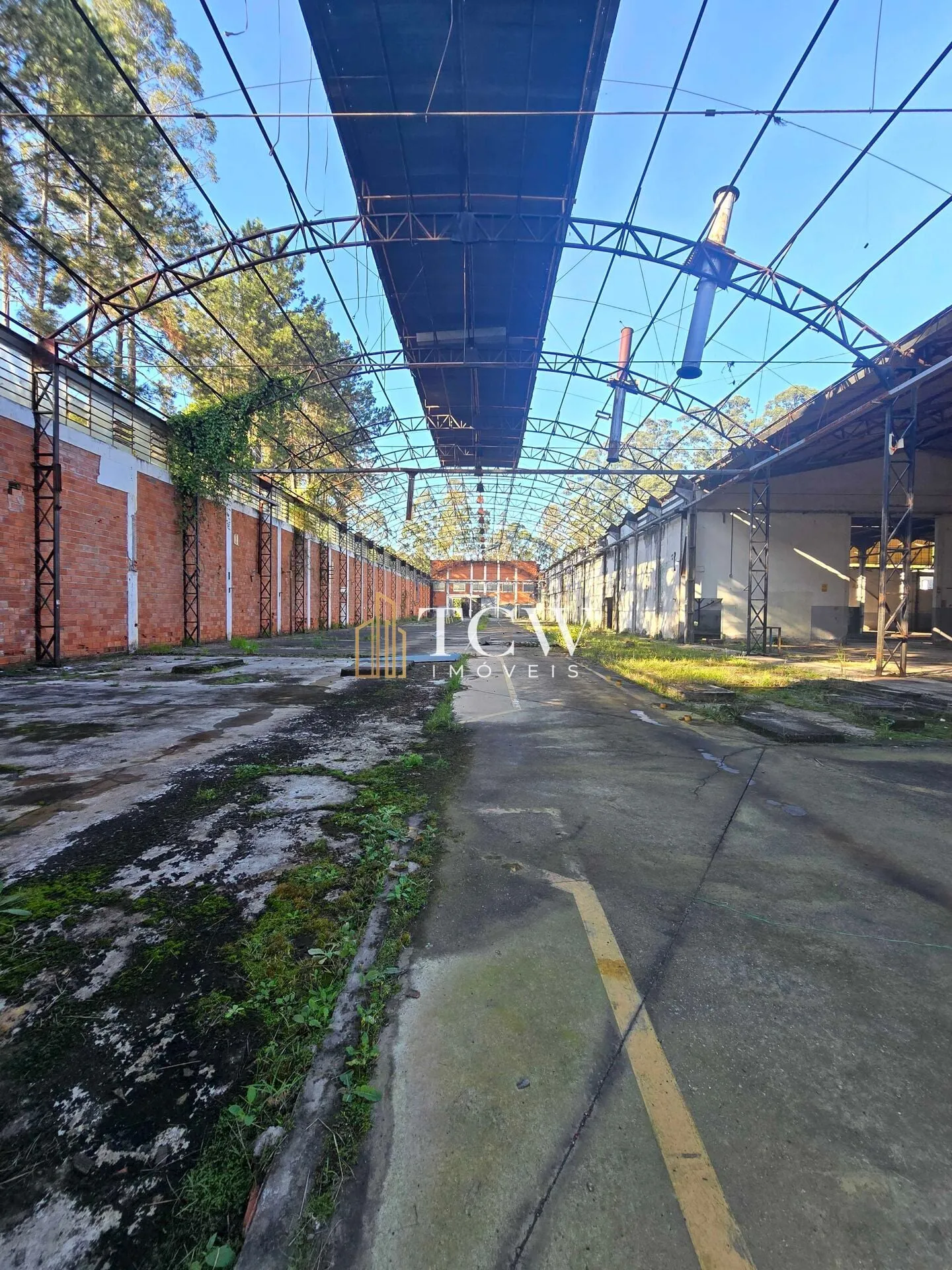 Imagem Galpão Industrial e Logístico para Locação em Itaquaquecetuba | 22.000 m² | São Paulo/SP