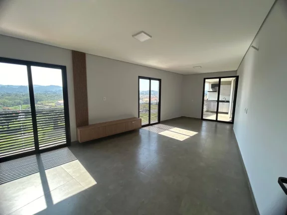 Imagem Apartamento à venda com 3 quartos, sendo 1 suíte, no centro de Atibaia - SP