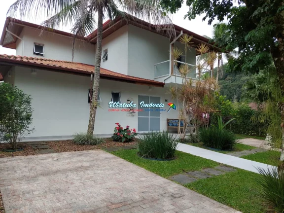 Imagem Excelente casa em condomínio fechado com 04 dormitórios