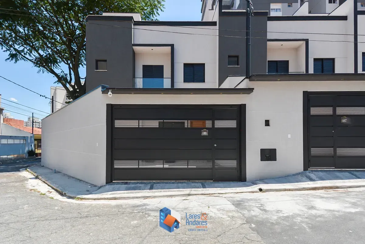 Imagem Sobrado para venda em Vila Gumercindo com 3 quartos, sendo 1 suíte, 180m²