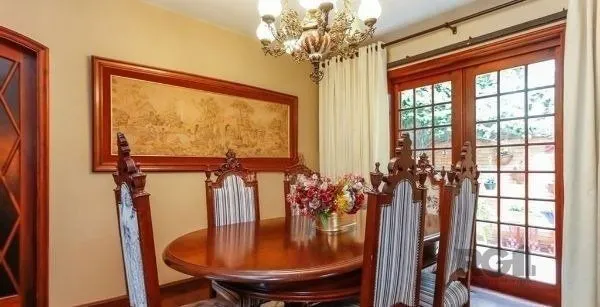 Imagem Casa sobrado no Jardim do Salso de 4 dormitórios e 3 vagas