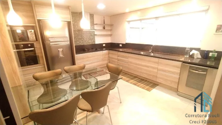 Imagem (Permuta ou financiamento) Casa Mobiliada, 03 quartos sendo duas suítes, 04 vagas no Cascatinha/Santa Felicidade em Curitiba PR