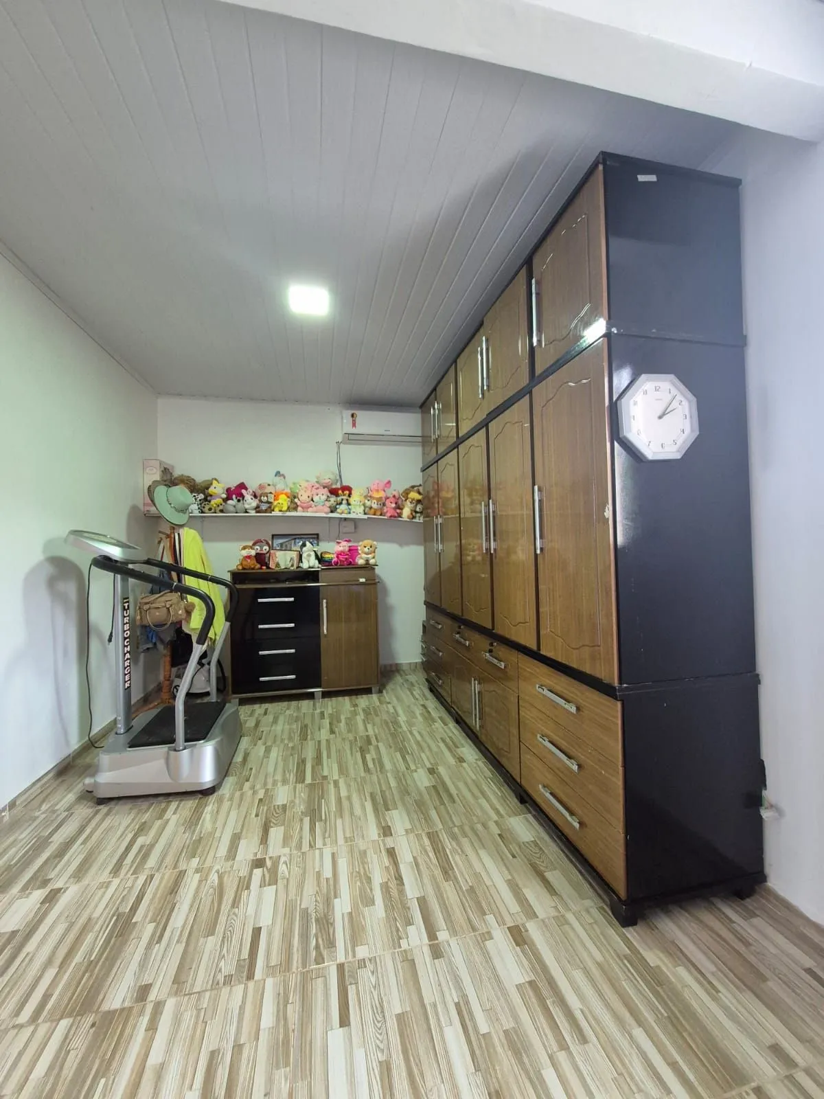 Imagem Belíssima casa de 2 dormitórios com um amplo pátio na cidade de Passo Fundo