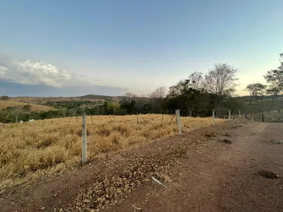 Imagem Chácara com 5 Quartos à Venda, 57.475 m² em Zona rural  - Bela Vista de Goiás